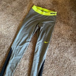 Nike pro leggings